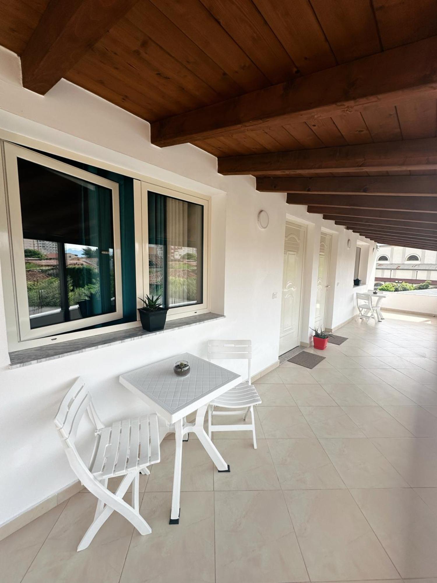 Js House Shkoder 1 Apartment ภายนอก รูปภาพ